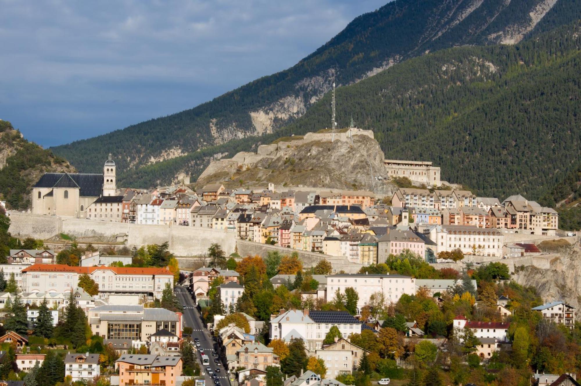 L'Oree Des Pistes A Briancon Exterior photo